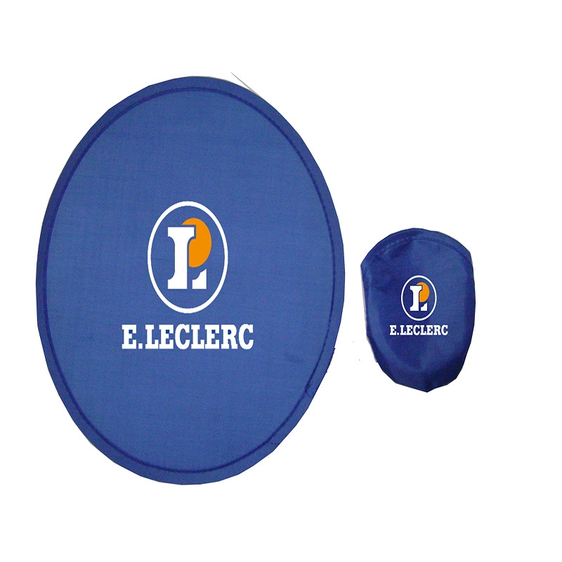 Abanico Plegable en Nylon con estuche, de 25 x 25 cmts