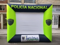 Dummy Inflable Estatico Telon Pantalla Policia Nacional