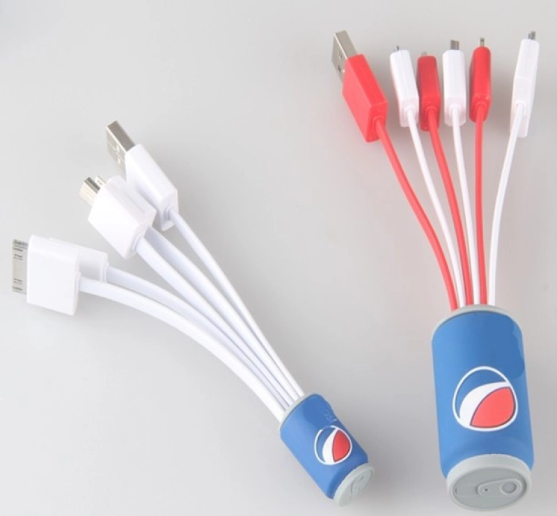 Cable Multiconector x 3 en PVC 3D en diseño personalizado de botella