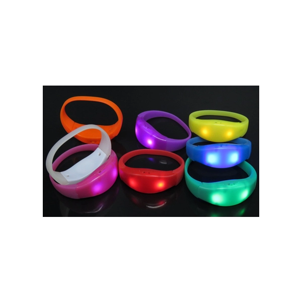 Manilla o Brazalete LED elaborado en Silicona, sin Control de Voz