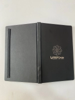 Agenda Oceania, Tamaño Media Carta, 21 x 14 cmts, 80 hojas, caratula cuerina