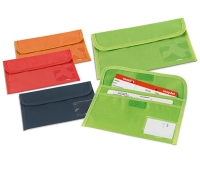 Portadocumentos Montana, en lona, con solapa y velcro, 3 bolsillos, 27.5 x 14 cmt