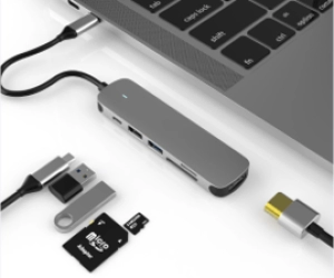 Hub Multipuerto 6 en 1 en aluminio, de 10.5 x 4.1 x 1.6 cmt