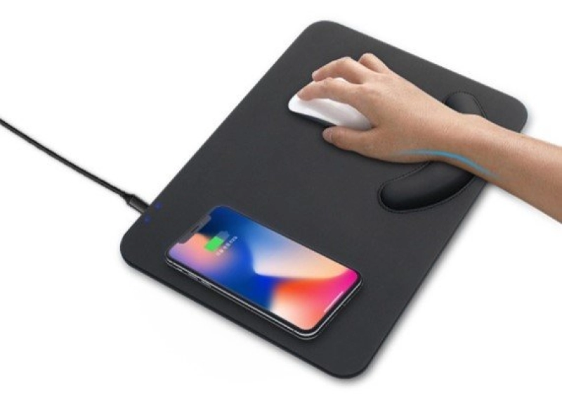 Mouse Pad con Cargador Inalámbrico y reposa muñecas, en Imitacion cuero, 10W