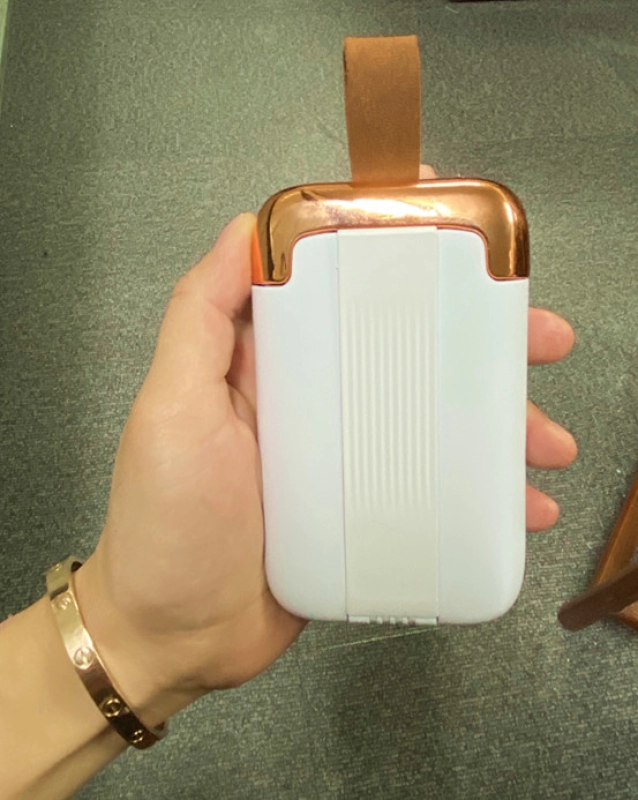 Stand Plegable Plastico para Celular, PC o Tablet, tamaño 18 x 12 x 7.2 cmts