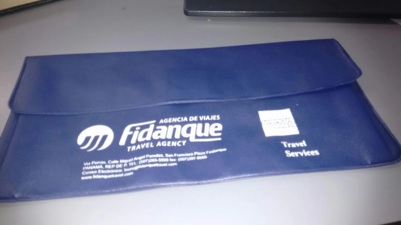 Portadocumentos de Viaje New Orleans, electrosellado, con velcro, 25 x 13.5 cmts