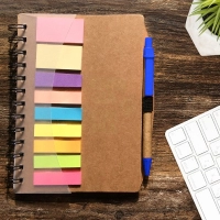 Cuaderno Snowy,  en Carton Reciclado con boligrafo, 17.7 x 14.8 cmts