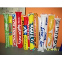 Golpeador en Polietileno calibre 2.5, color blanco, de 11 cm de ancho x 54 cmts de largo