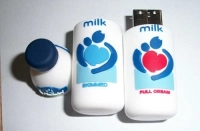 Memoria USB en PVC 3D diseño Botella de Leche