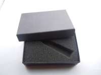 Caja de Carton para Empaque con espuma interna troquelada