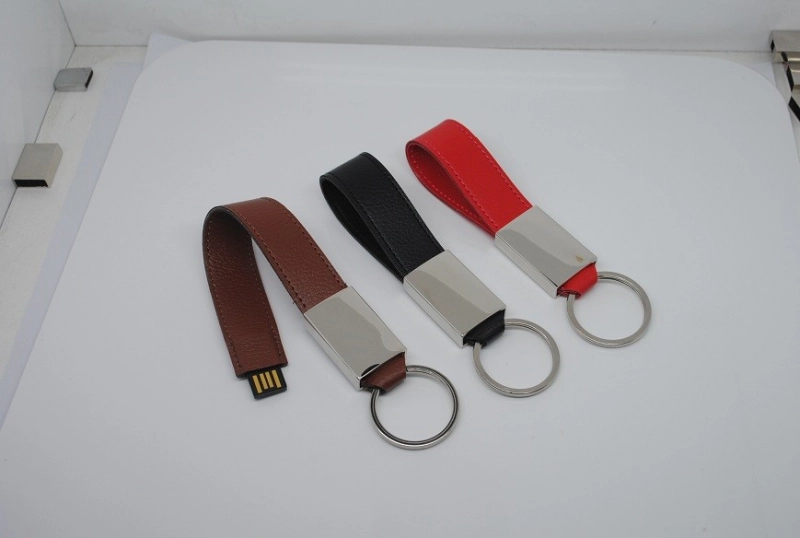 Memoria USB Brazalete en Metal y Cuero