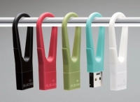 Memoria USB plastica en forma de Clip