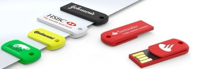 Memoria USB plastica en forma de Clip
