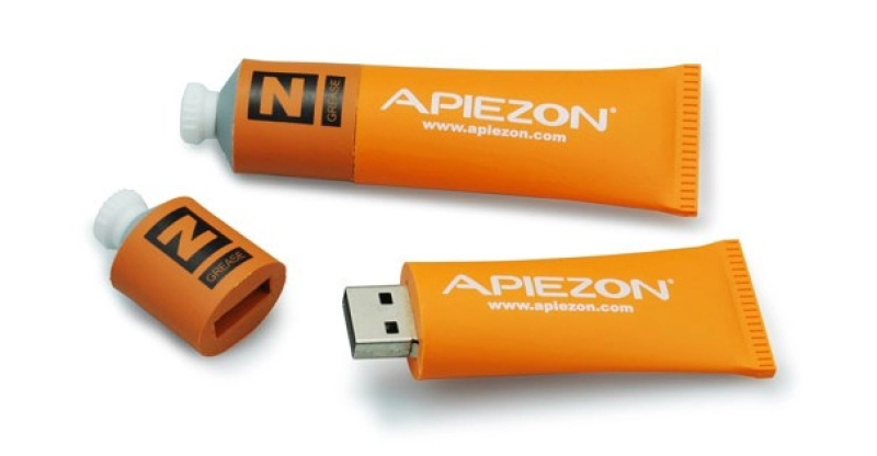 Memoria USB en PVC 3D diseño Crema