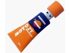 Memoria USB PVC 3D diseño Crema