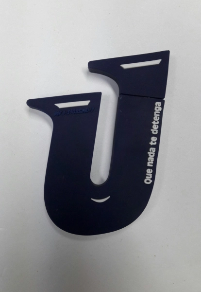 Memoria USB en PVC 2D diseño Letra U