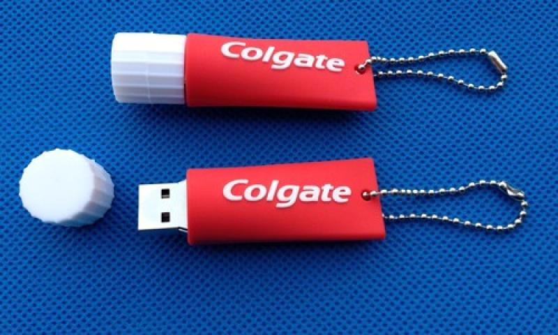 Memoria USB en PVC 2D diseño Crema Dental