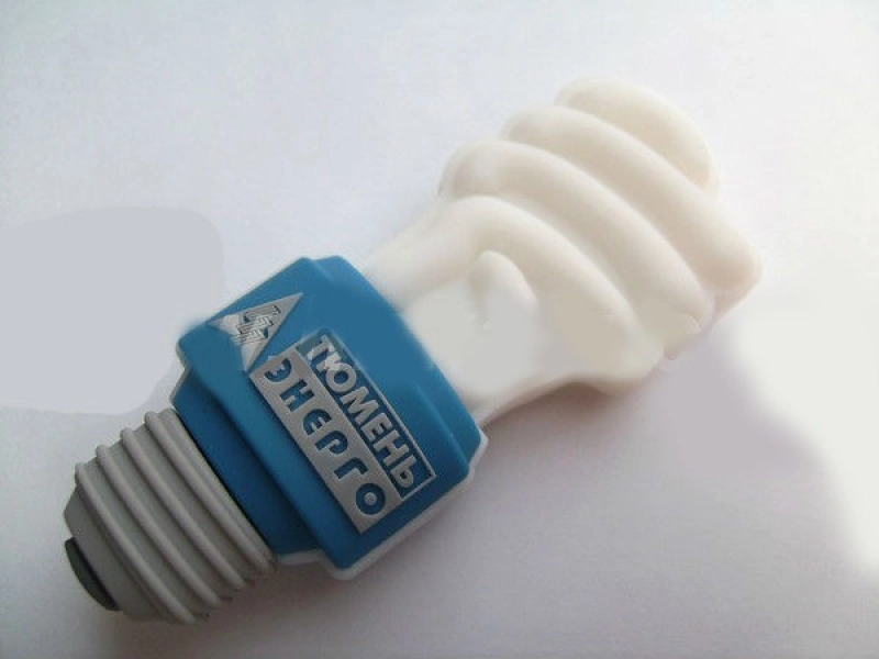 Memoria USB en PVC 3D diseño Bombillo