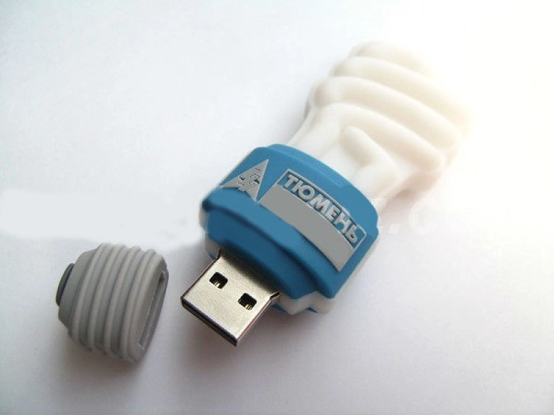 Memoria USB en PVC 3D diseño Bombillo