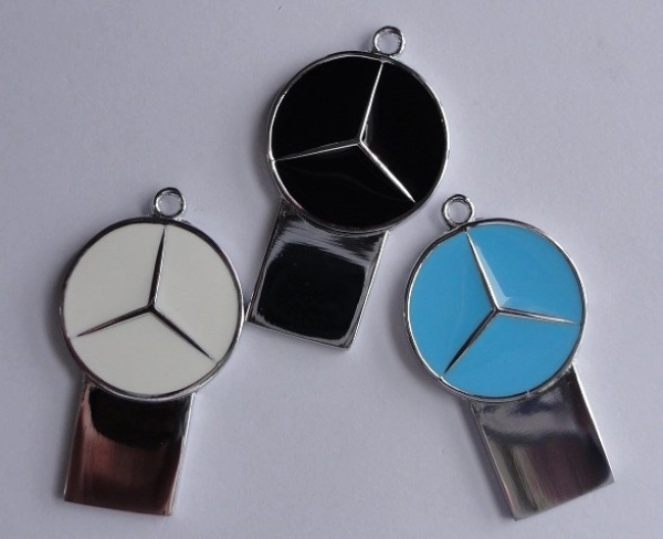 Memoria USB metalica mini diseño Mercedes Benz