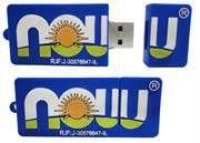 Memoria USB en PVC 2D diseño logo NOW