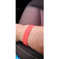 Manilla Continua, en silicona, con logo repujado, con o sin tinta