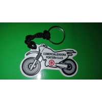 Llavero Microinyectado, con logo en alto relieve