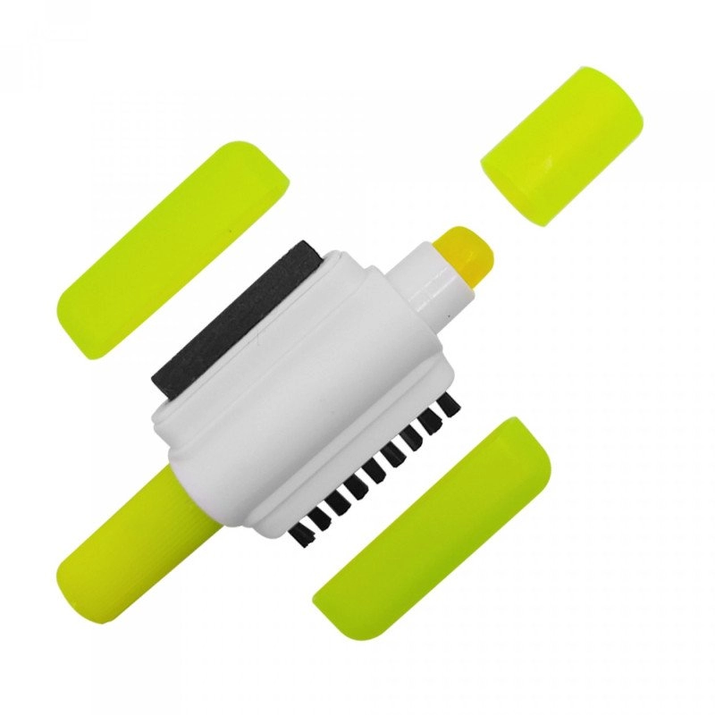 Resaltador Cleaner,  8 x 1.6 x 3.8 cmts. No se seca. Con paño y mini escoba