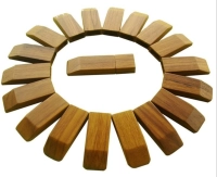 Memoria USB en madera en forma de Borrador