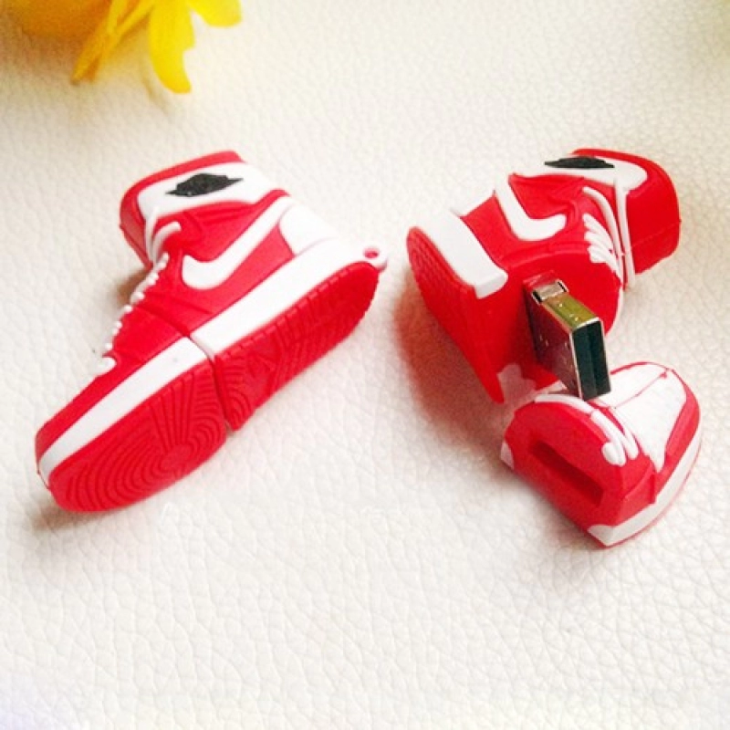 Memoria USB PVC 3D diseño Zapato Deportivo