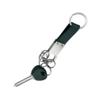 Llavero Cebu, en Cuero con accesorios metalicos, 11 x 2 x 0.5 cmts