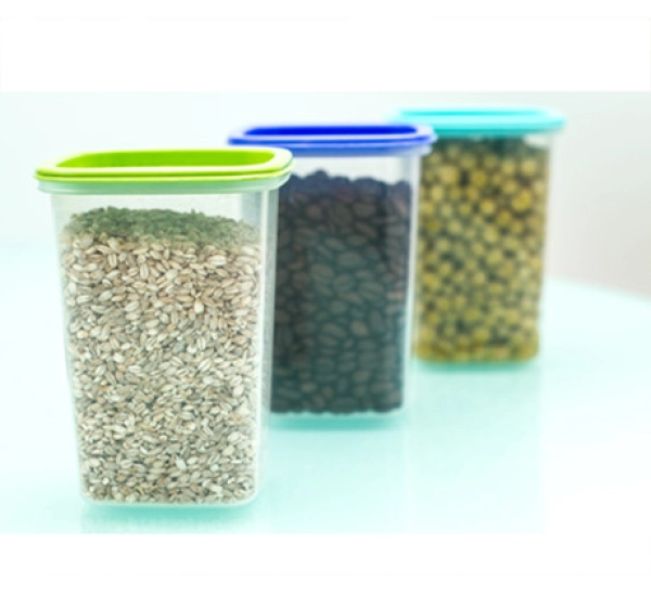 Recipiente Multiusos 0.5 Litro, con tapa, 12.4 x 9.2 x 9.2 cmts, en PP